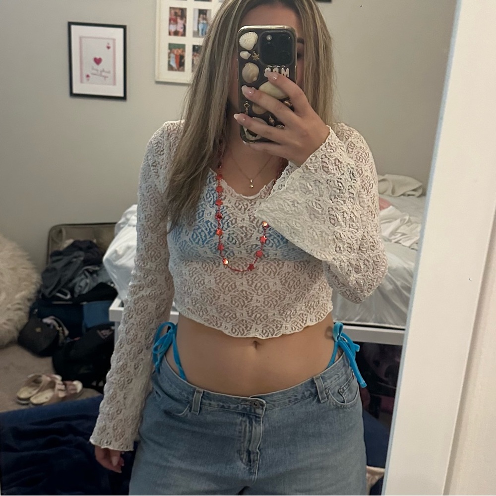 Stradivarius White and Cream Lace Flared Long Sleeve | Size Small